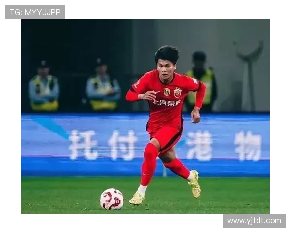 国家队力克强敌迎来关键胜利球迷期待新赛季全面突破表现升级目标