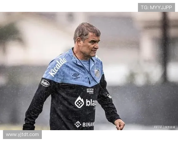 马赛俱乐部历史辉煌与当代挑战：一段足球传奇的传承与创新